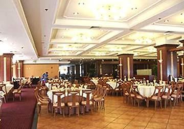 Hotel Hua Yi Shanghaj Zewnętrze zdjęcie